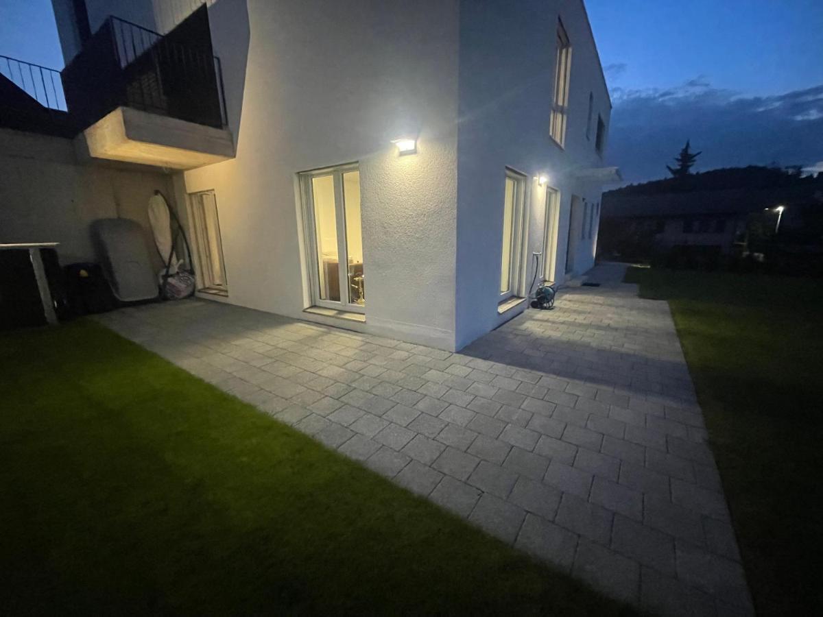 V.I.P Appartement Boettstein Luaran gambar