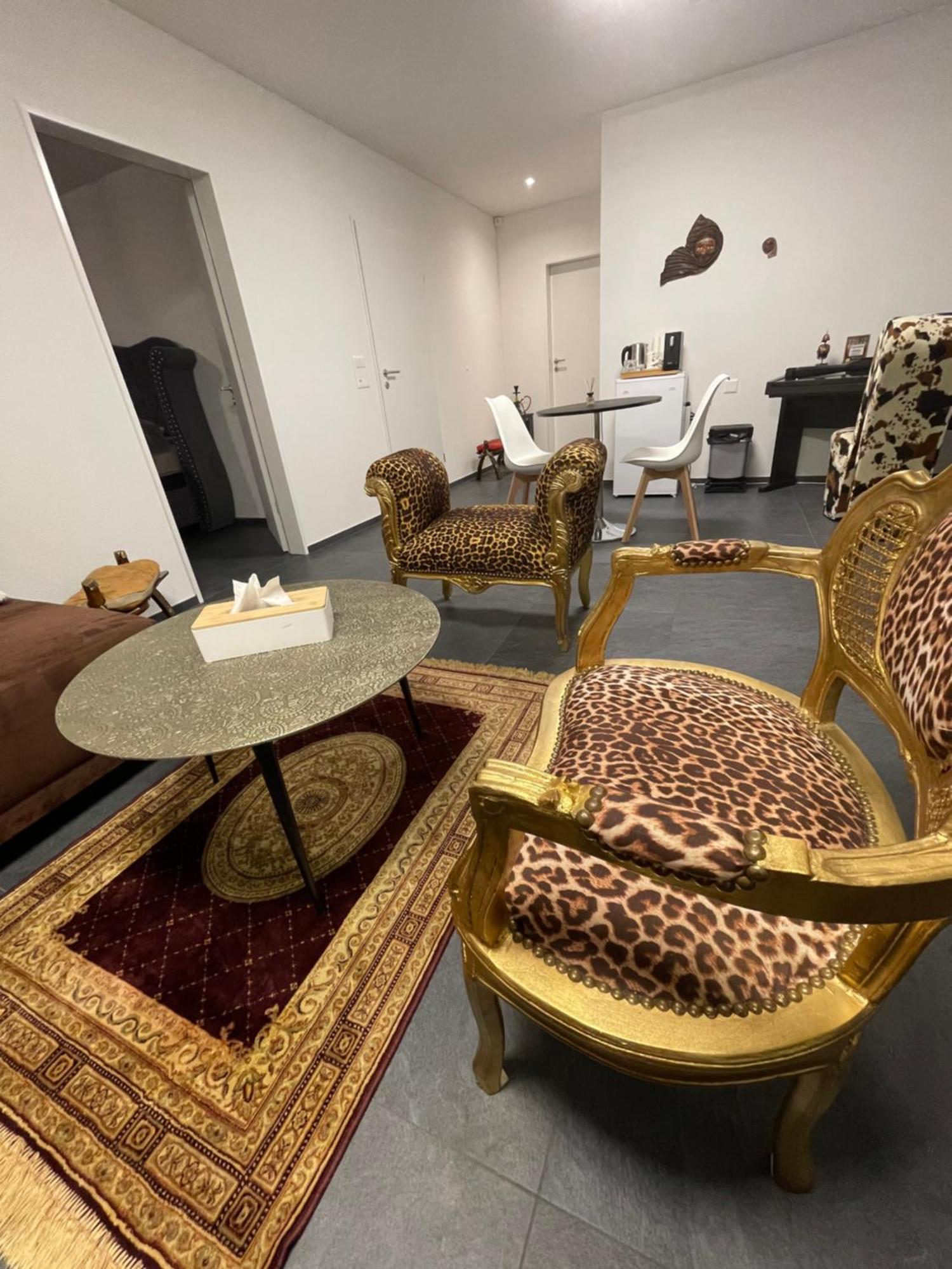 V.I.P Appartement Boettstein Luaran gambar