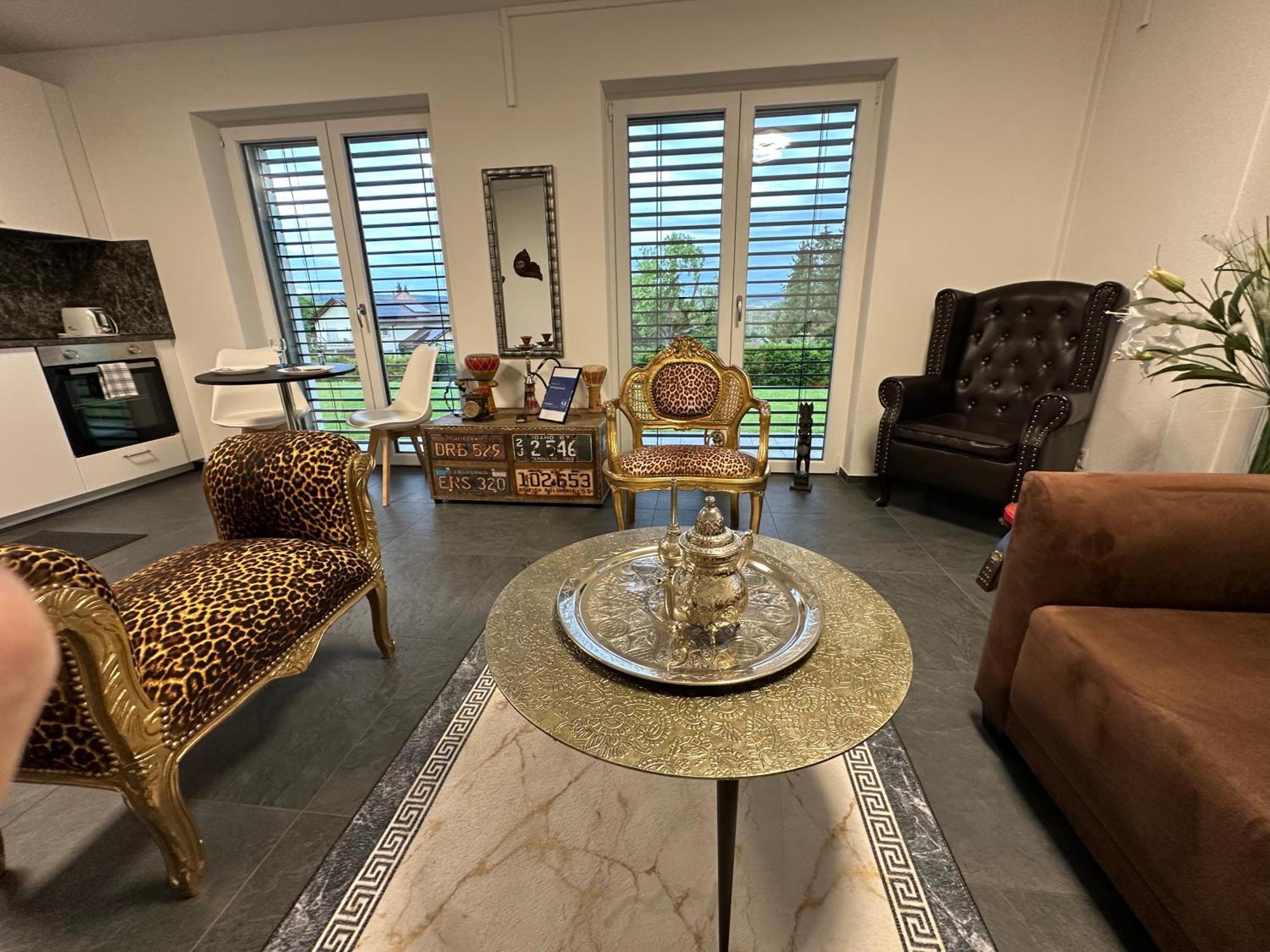 V.I.P Appartement Boettstein Luaran gambar
