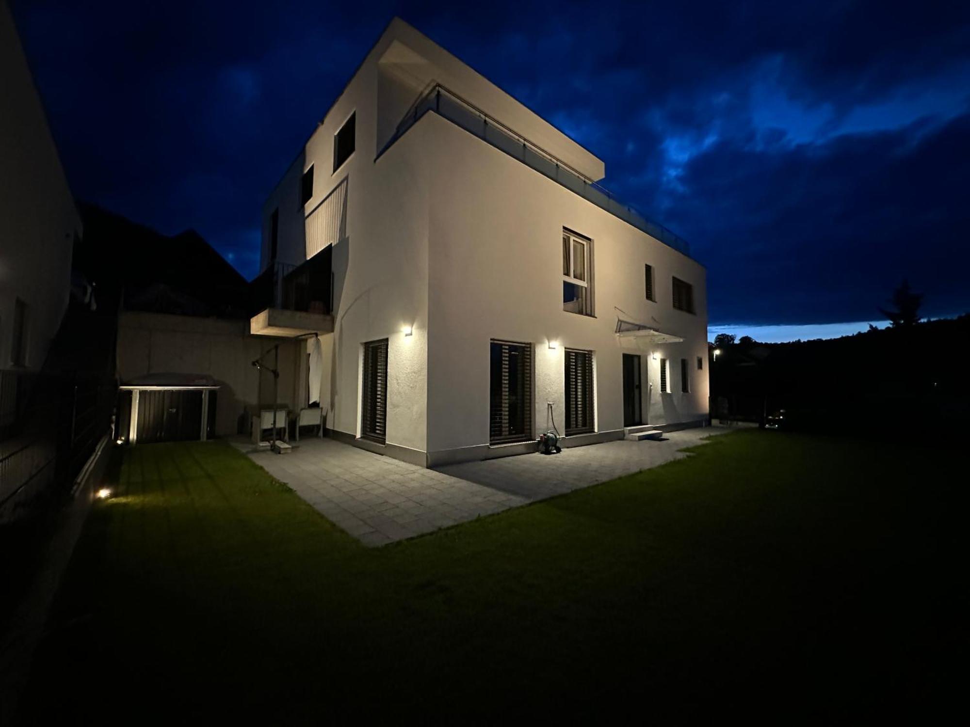 V.I.P Appartement Boettstein Luaran gambar