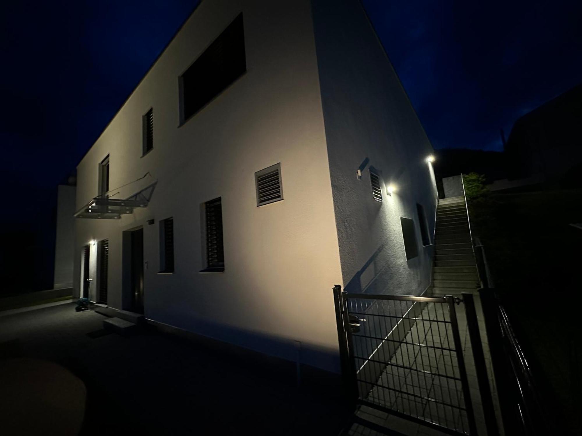 V.I.P Appartement Boettstein Luaran gambar